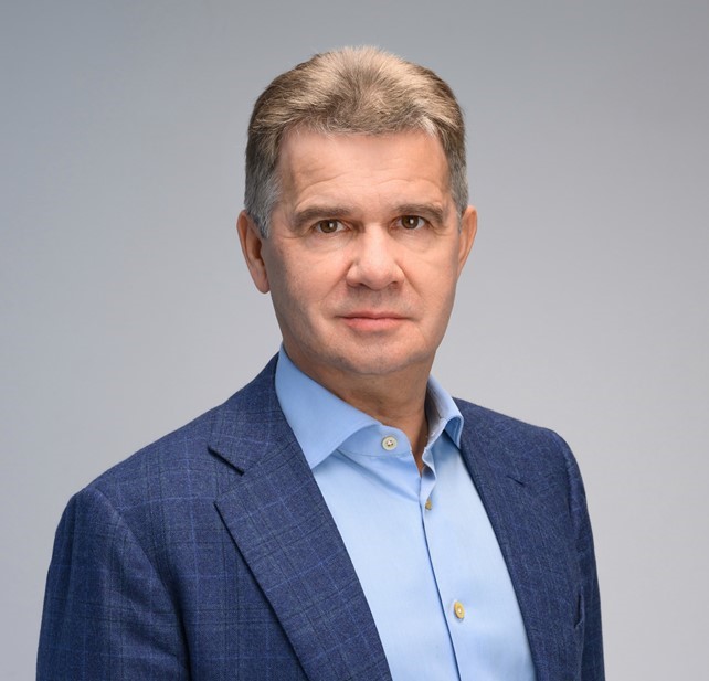 Александр Шестаков, президент Ассоциации предприятий мебельной и&nbsp;деревообрабатывающей отрасли России (АМДПР), генеральный директор Первой мебельной фабрики 