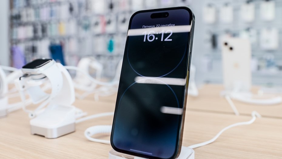 Нелегальные продажи iPhone в РФ выросли до 70%