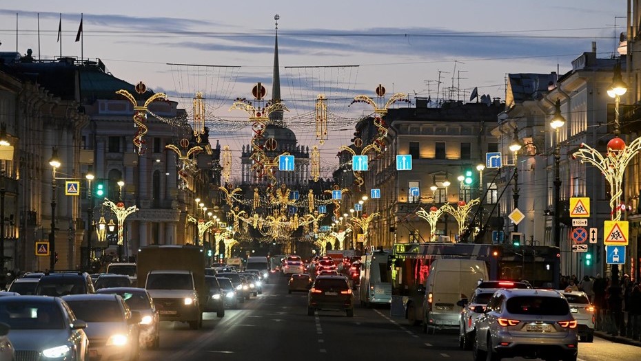 В комтрансе Петербурга рассказали, как будет работать транспорт в Новый год и Рождество