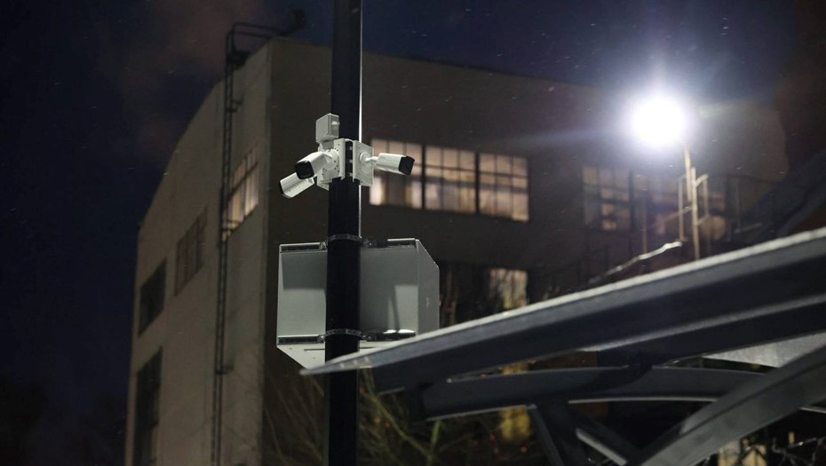 Камеры видеонаблюдения на новой стоянке в Кронштадте