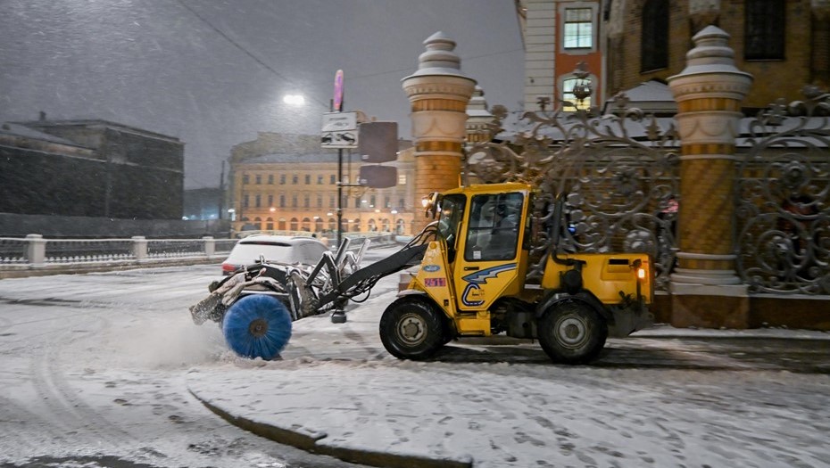 Снегопад в Петербурге.