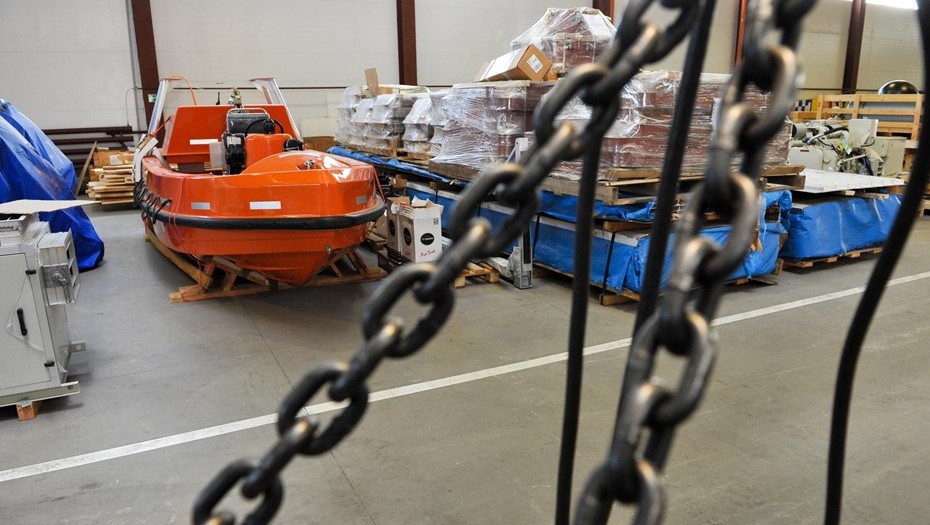 Верфи под Петербургом