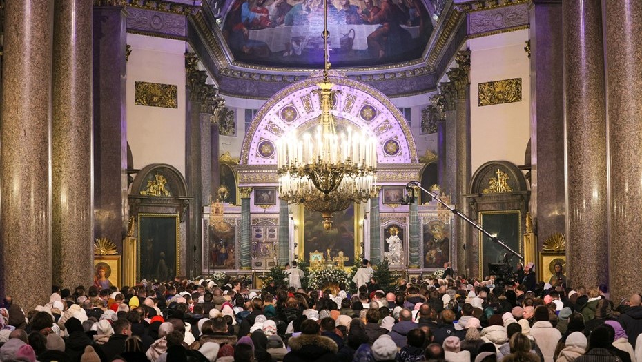 В сочельник в Казанском соборе провели ночную службу