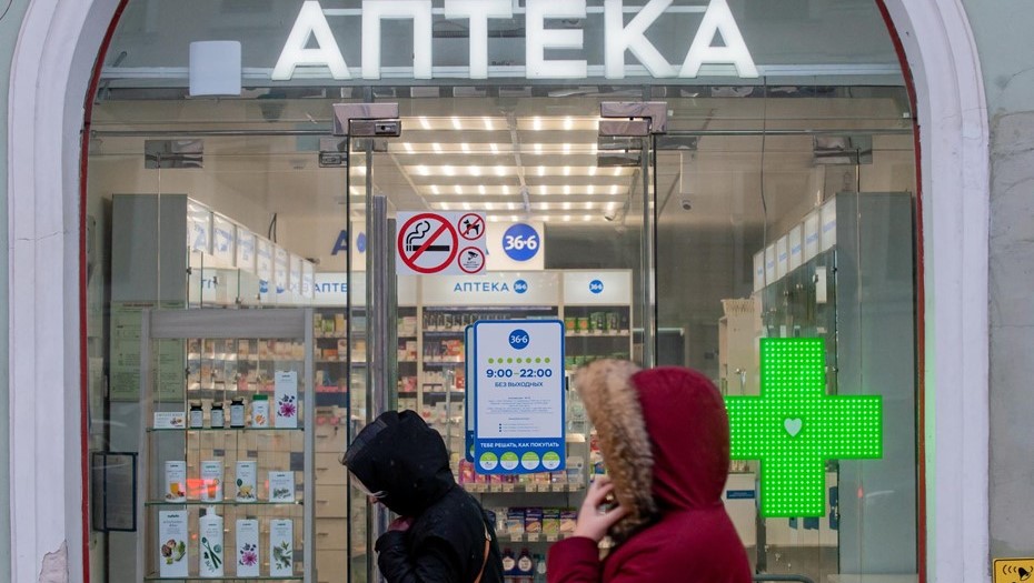 Прокуроры проследят за ценами на лекарства в аптеках Петербурга 