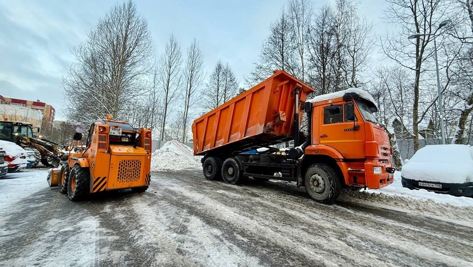 В Курортном районе Петербурге проинспектировали зимнюю уборку улиц