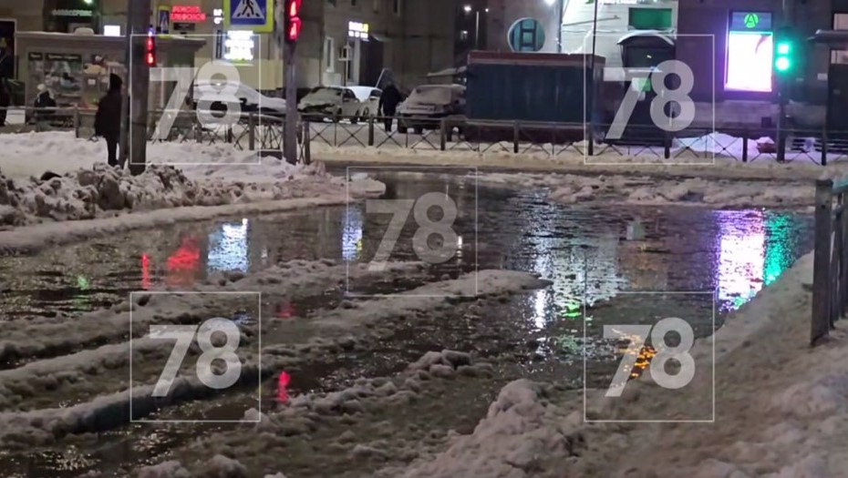 Коммунальная авария на Пулковской улице в Петербурге Коммунальная авария на Пулковской улице в Петербурге