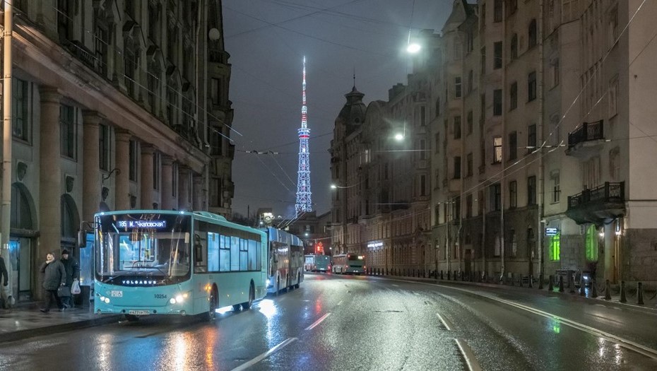 Утро после новогодней ночи в Пететбурге