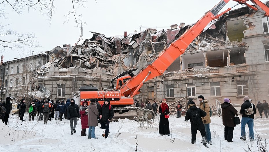 Кадры сноса ВНИИБ обошли в том числе федеральные СМИ
