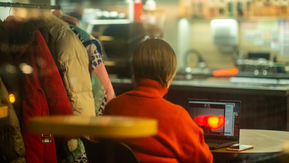 В Петербурге стали востребованы точки Wi-Fi в кафе и ресторанах 