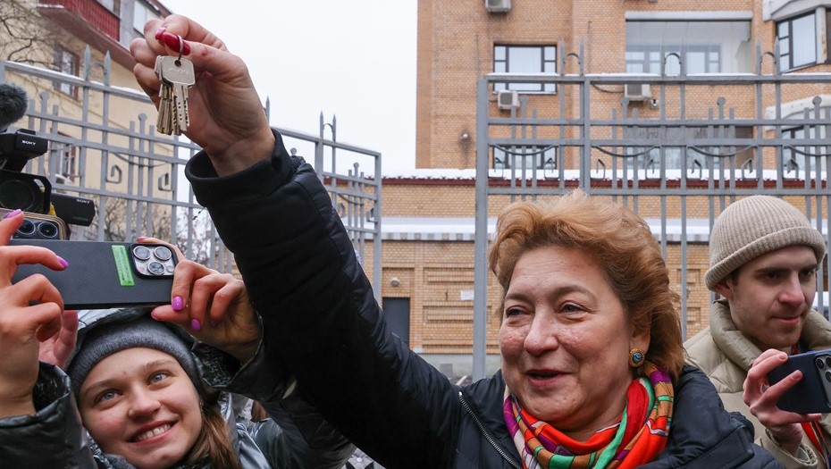 Полина Лурье 19 января получила ключи от спорной квартиры Долиной 