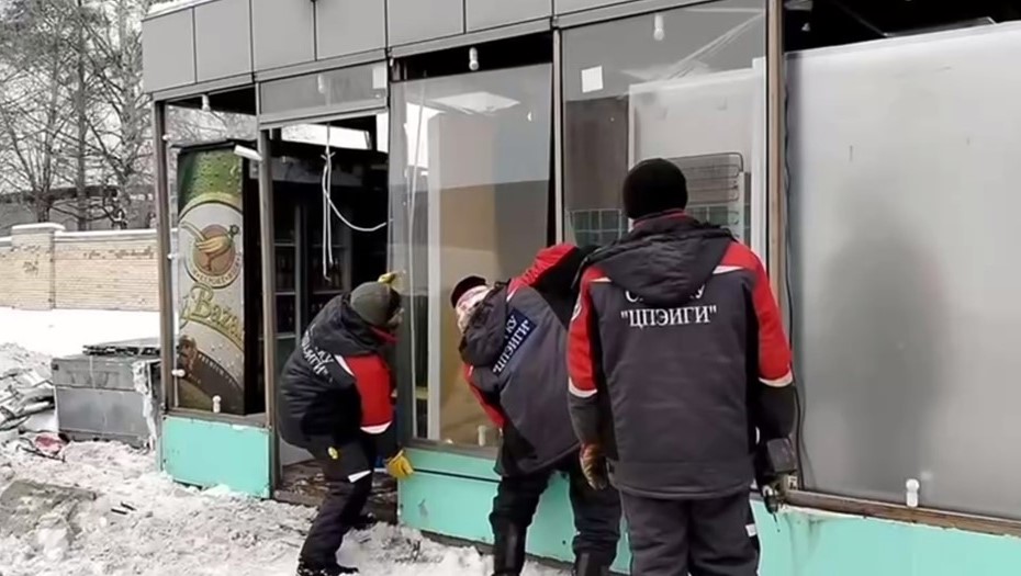 На Леонтьевской и Автобусной улицах демонтировали торговые павильоны