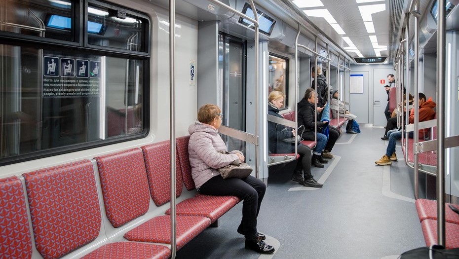 "Синяя" ветка метро Петербурга получит новых "Балтийцев"