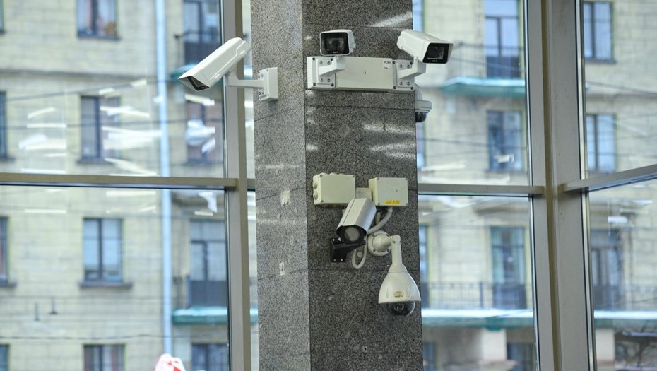 Еще 80 тыс. камер Петербурга в 2026 году подуключат к нейросетям 