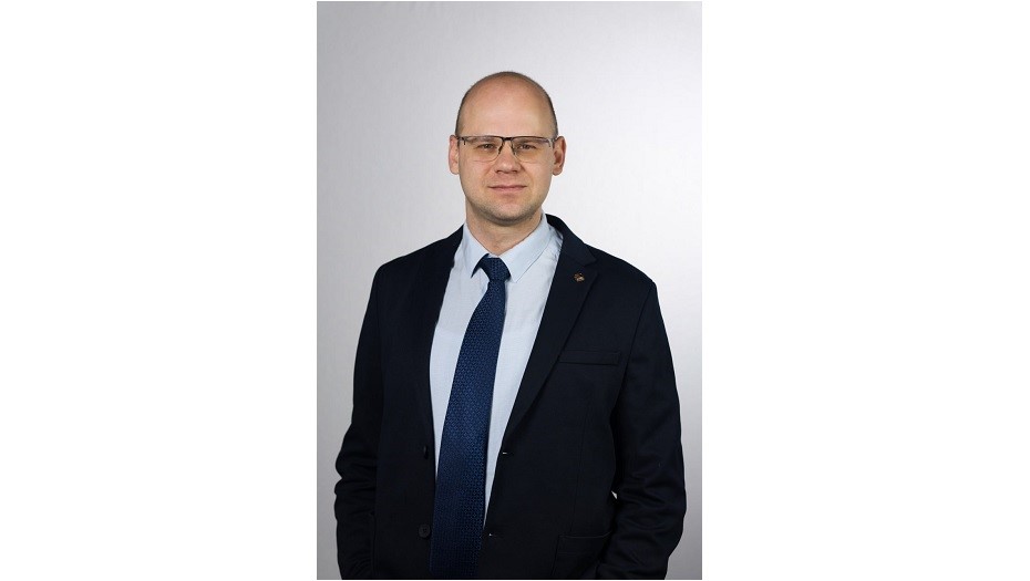 Азаров Артём Игоревич, директор "Ирбис-проект"