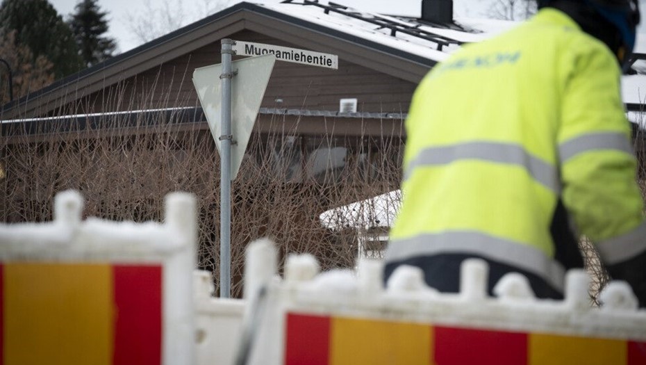 Финский город Муураме остался без воды и канализации из-за крупной аварии. Финский город Муураме остался без воды и канализации из-за крупной аварии.