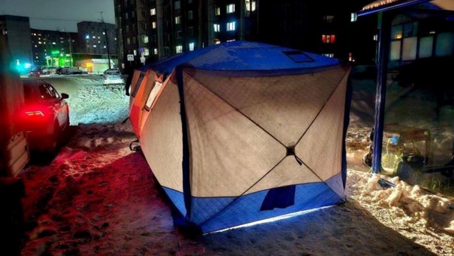 Уличный пункт помощи в Мурманске Уличный пункт помощи в Мурманске