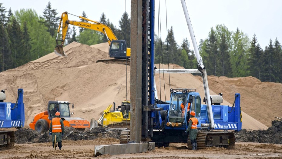 Строительство комплекса по переработке
этансодержащего газа в Усть-Луге Строительство комплекса по переработке
этансодержащего газа в Усть-Луге