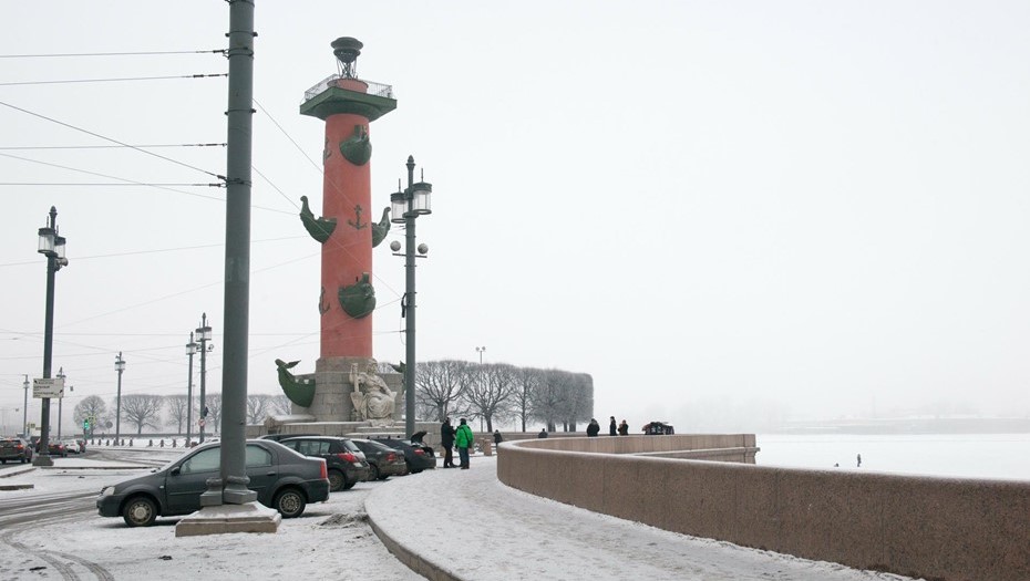 В Петербурге 27 января дважды зажгут Ростральные колонны