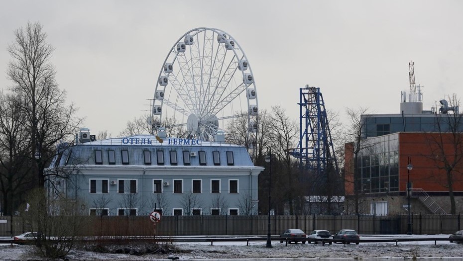 В Петербурге выставили на продажу два колес обозрения за более 70 млрд