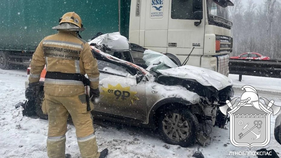 Массовое ДТП на 52-м км КАД Массовое ДТП на 52-м км КАД