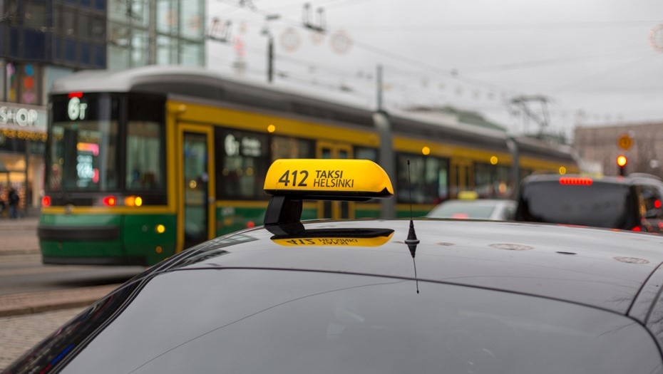 Такси в Хельсинки, Финляндия.