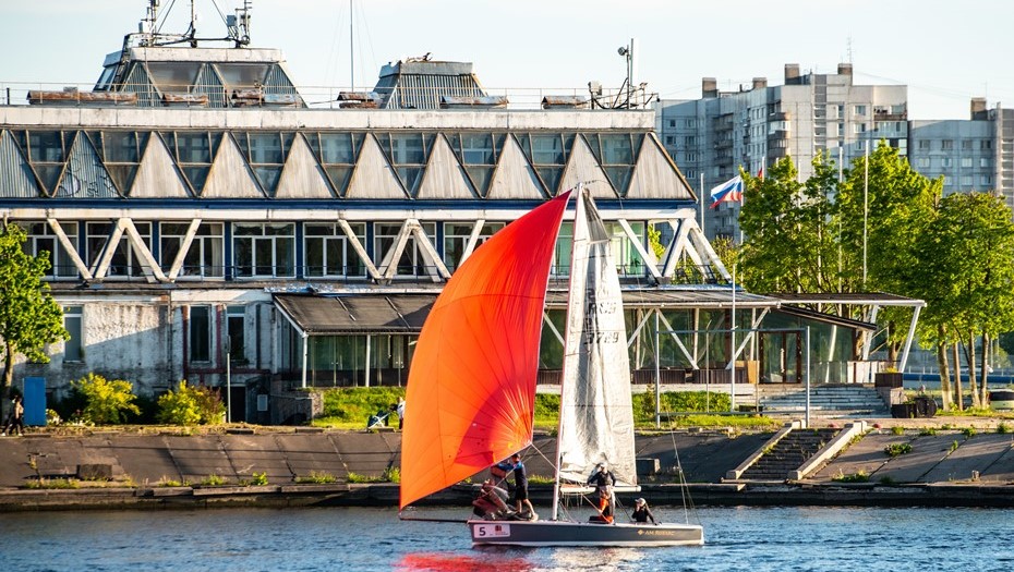 Здания яхт-клуба строились для Олимпиады 1980 года