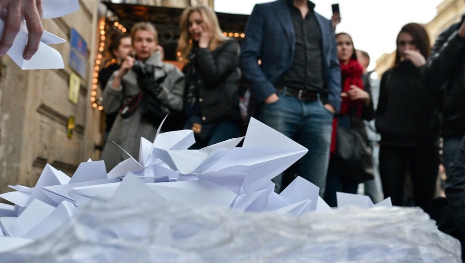 Акция в поддержку "Телеграма" у здания Роскомнадзора в Петербурге. Апрель 2018