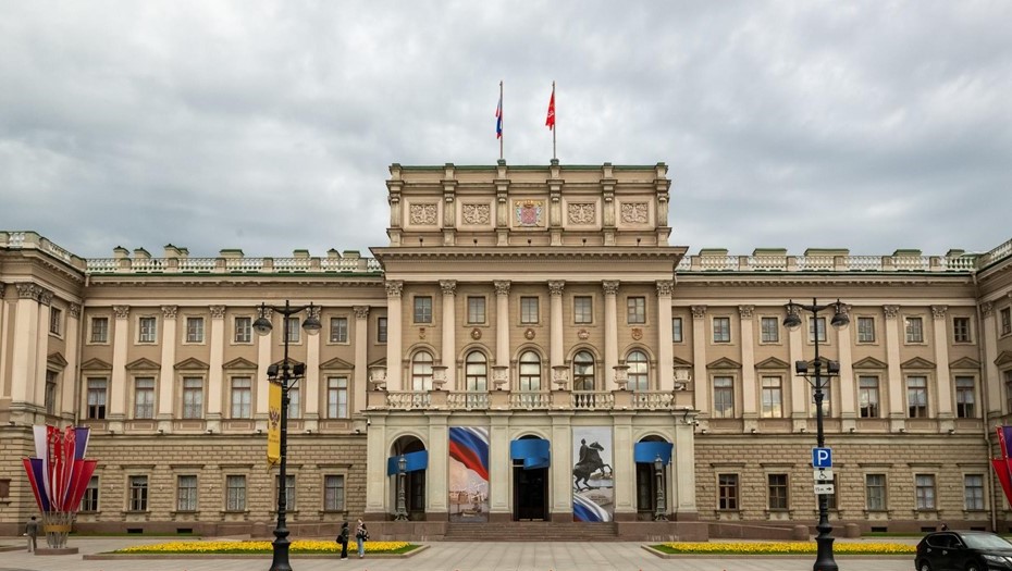 В Петербурге сократят сроки уведомления о бюджетных слушаниях до 4 дней