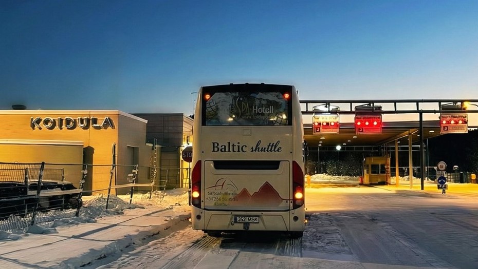 Автобус компании Baltic Shuttle на эстонской границе. КПП Койдула.