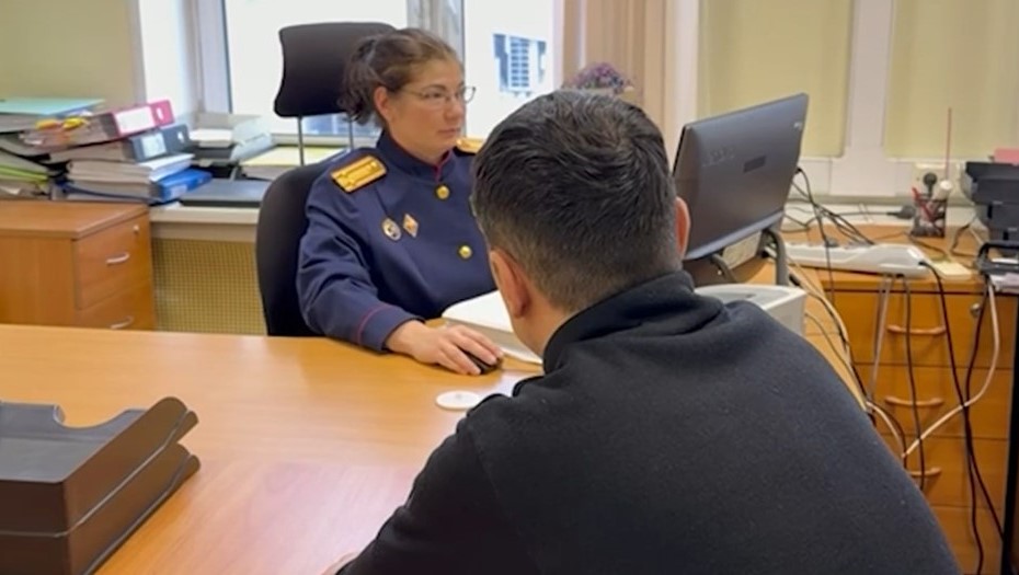 Директор "Единой службы заказчика" Игорь Кривоносов во время допроса