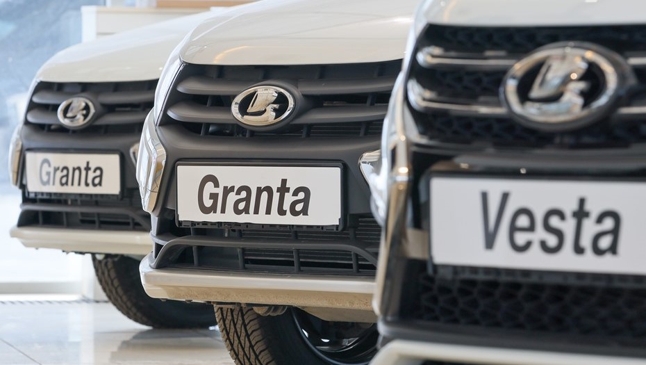 LADA в январе удержала звание бестселлера на рынке новых авто в Петербурге