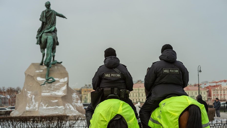 В Петербурге из-за низких зарплат возникла нехватка полицейских В Петербурге из-за низких зарплат возникла нехватка полицейских