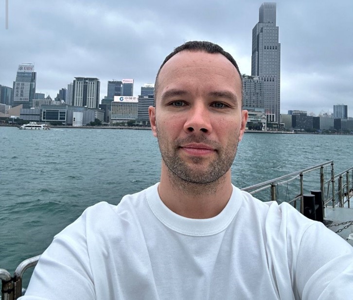 Георгий Сезин, совладелец мультиформатного бара Commode Георгий Сезин, совладелец мультиформатного бара Commode