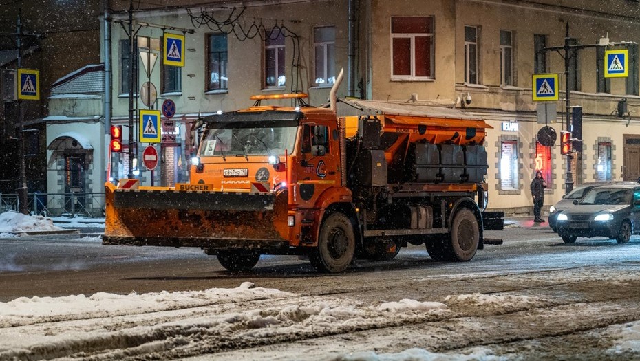 В Петербурге будут использовать меньше соли при обработке дорог В Петербурге будут использовать меньше соли при обработке дорог