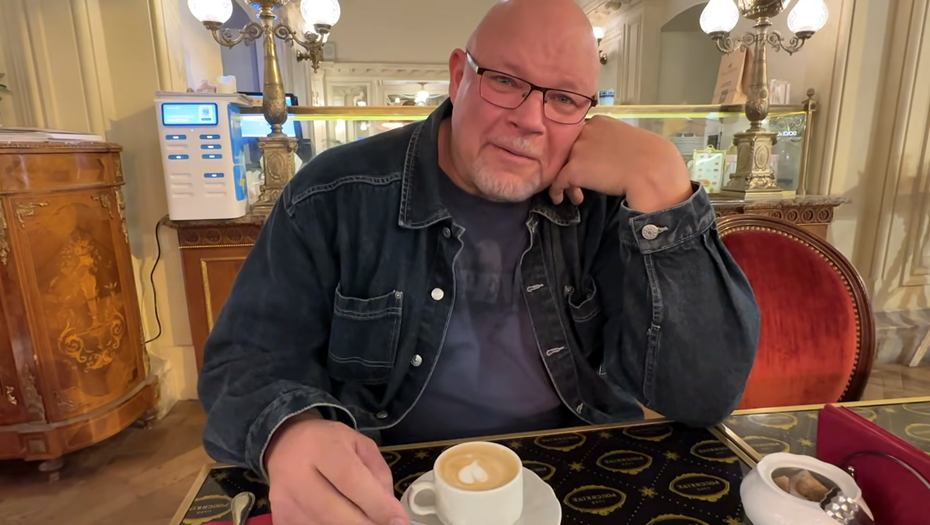 Бывший финский депутат Ано Туртиайнен в Москве. Снимок с видео.