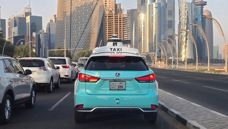 Автомобиль такси. Доха, Катар. Автомобиль такси. Доха, Катар.