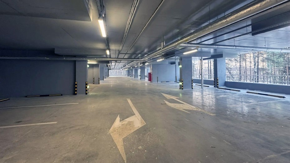 Паркинг у онкологического кластера в Песочном 