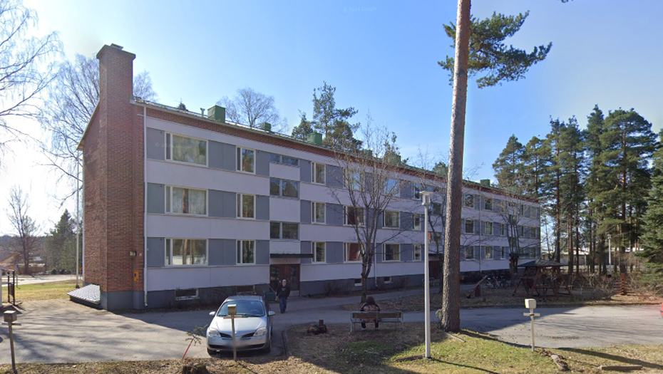 Один из многоквартирных домов, которые решили снести в Иматре, Финляндия.