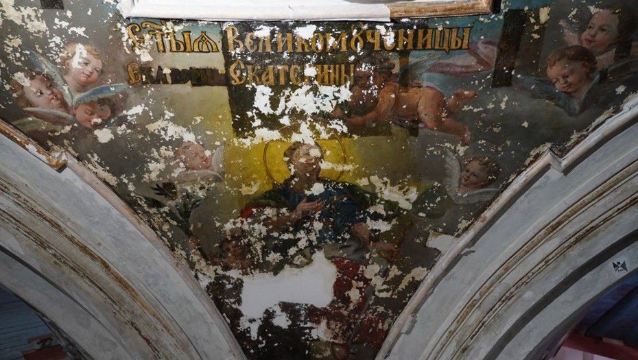 При реставрации Смольного монастыря нашли отделку и росписи XVIII века