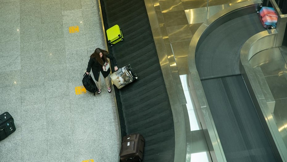 Авиакомпании продолжают вывозить петербургских туристов из ОАЭ и Омана