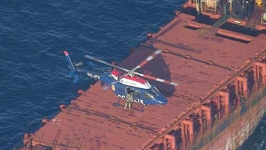 Шведский спецназ захватил шедший в Петербург сухогруз Caffa