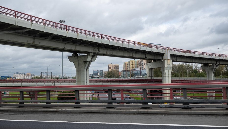 Развязка автомобильная на Кольцевой автодороге.