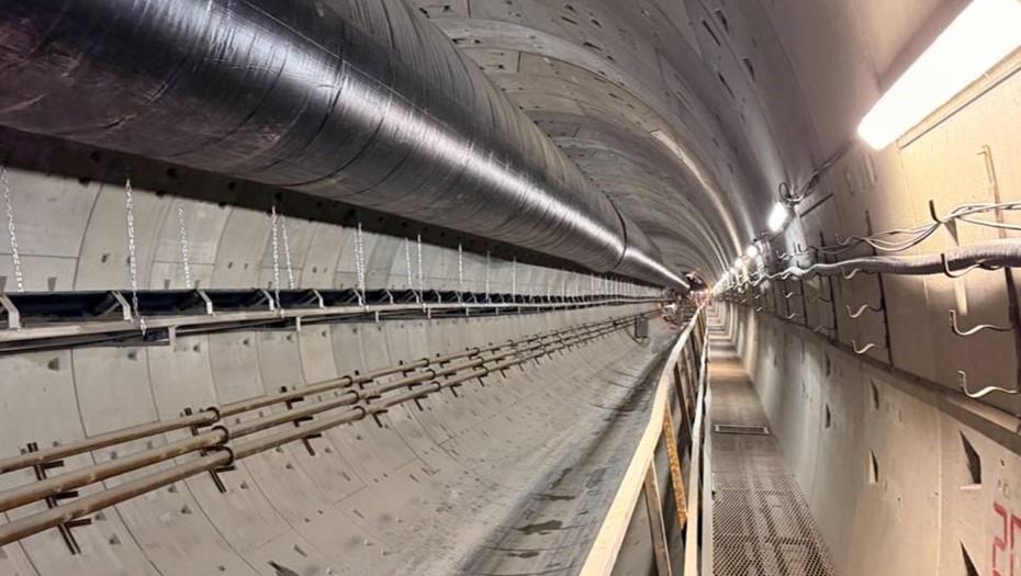 Работы на Невско-Василеостровской линии метро Петербурга