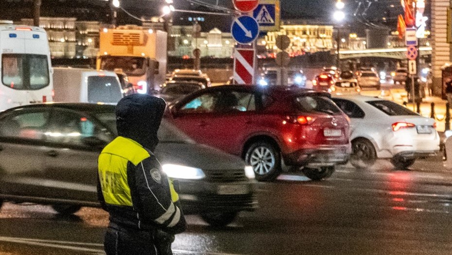 В России выросло число преступлений, связанных с подделкой прав В России выросло число преступлений, связанных с подделкой прав