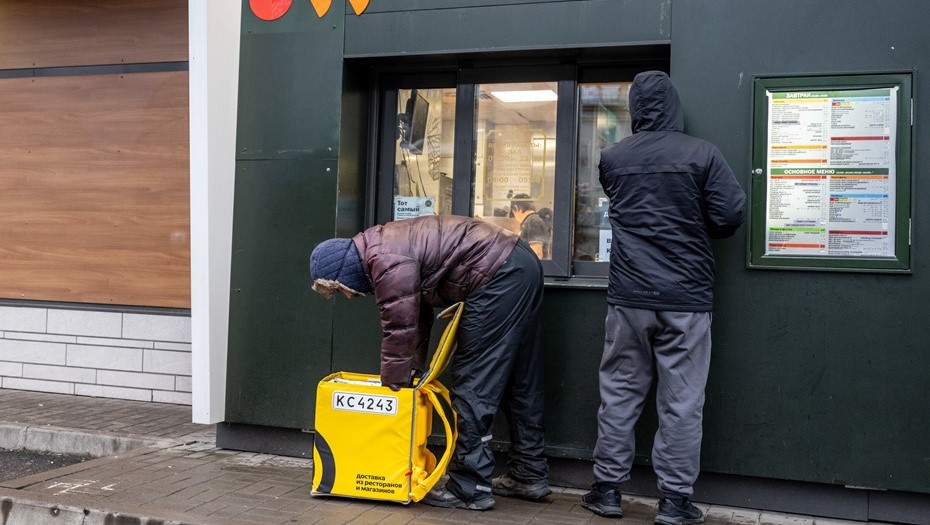 Курьеры, как правило, не являются штатными сотрудниками сервисов доставки