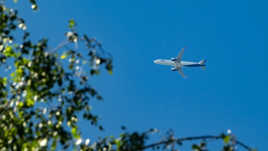 Петербуржцам придётся "отказаться" 306 поездок на такси, чтобы слетать в Турцию