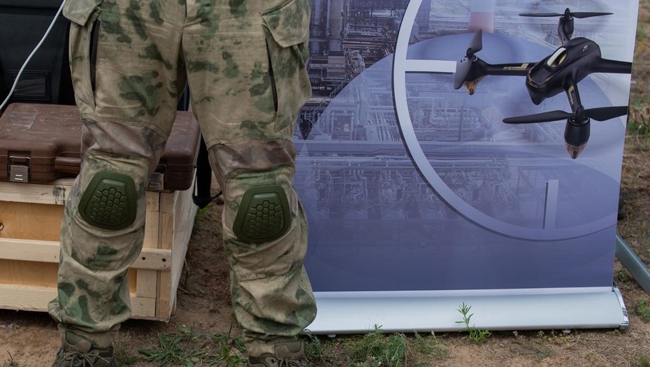 В небе над Ленобластью в ночь на 27 марта было сбито 36 БПЛА