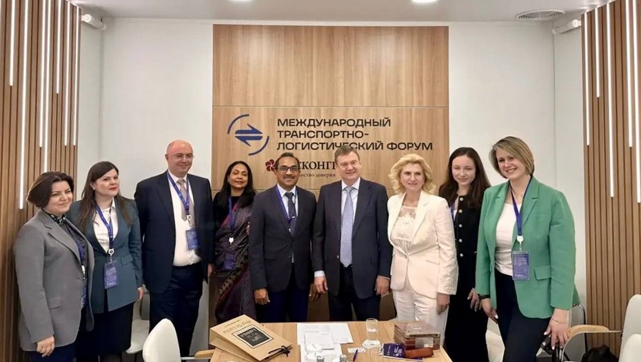 Встреча с представителями Шри-Ланки на Международном транспортно-логистическом форуме в Петербурге