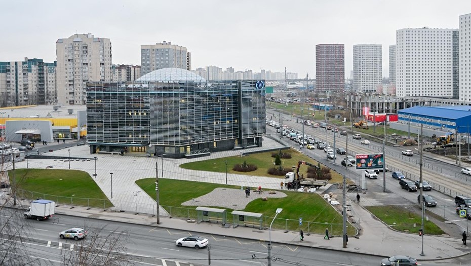 Станция метро "Юго-Западная" .