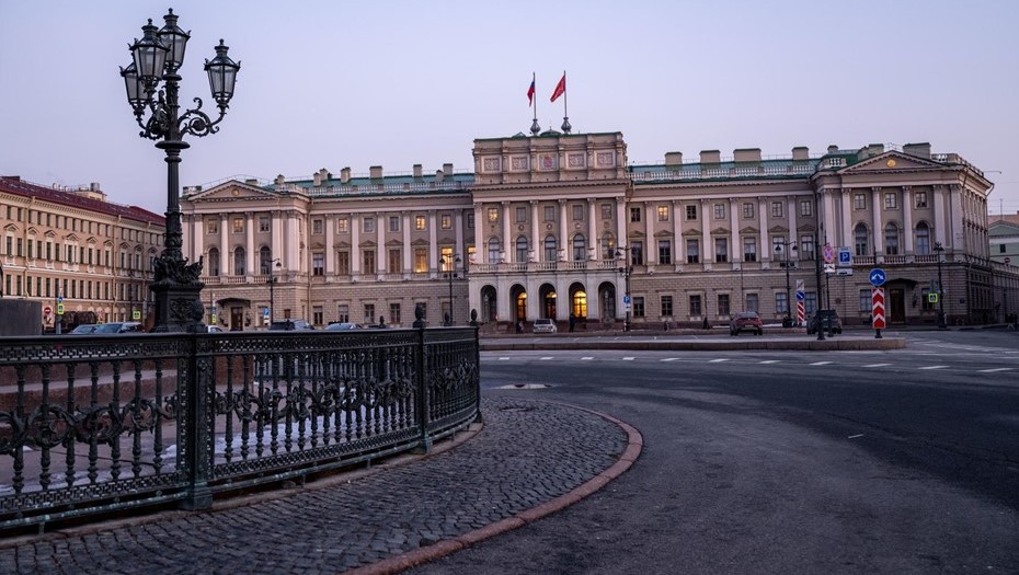 Мариинский дворец. Законодательное собрание Петербурга. Исаакиевская площадь.
